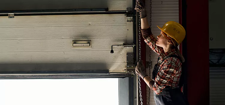 Addressing Common Garage Door Stoppage Issues in Lemoore, CA